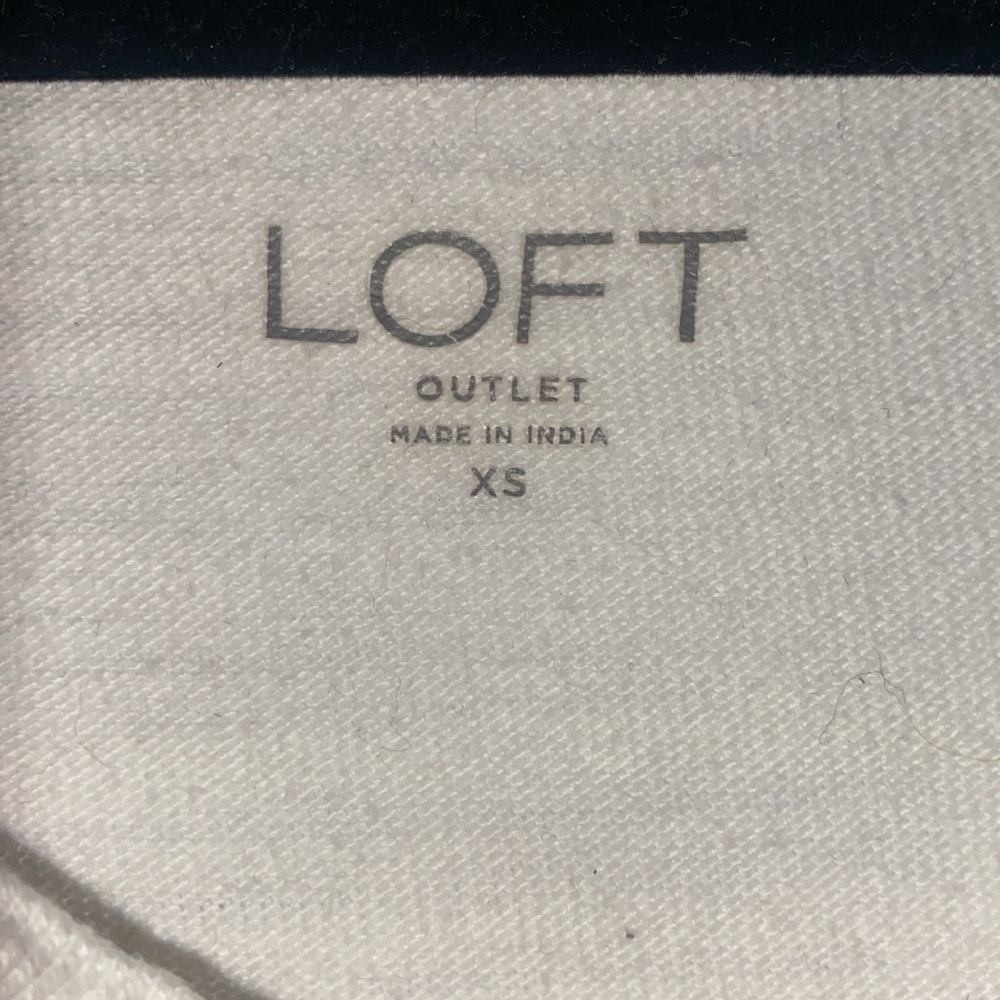 LOFT Blouse - Picture 6 of 6